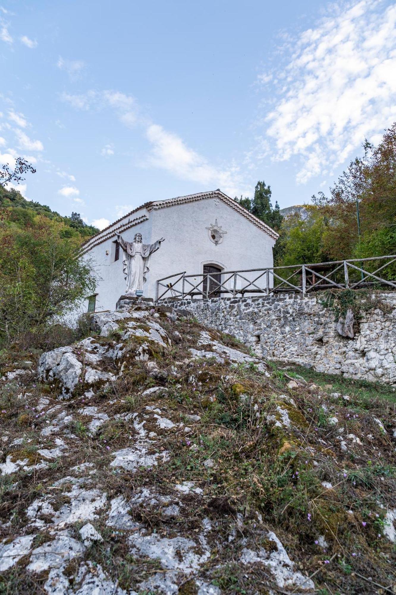 Piazza Laurino Apartments Basic Excursions Alto Cilento Pellegrinaggio Giubilare Exterior photo